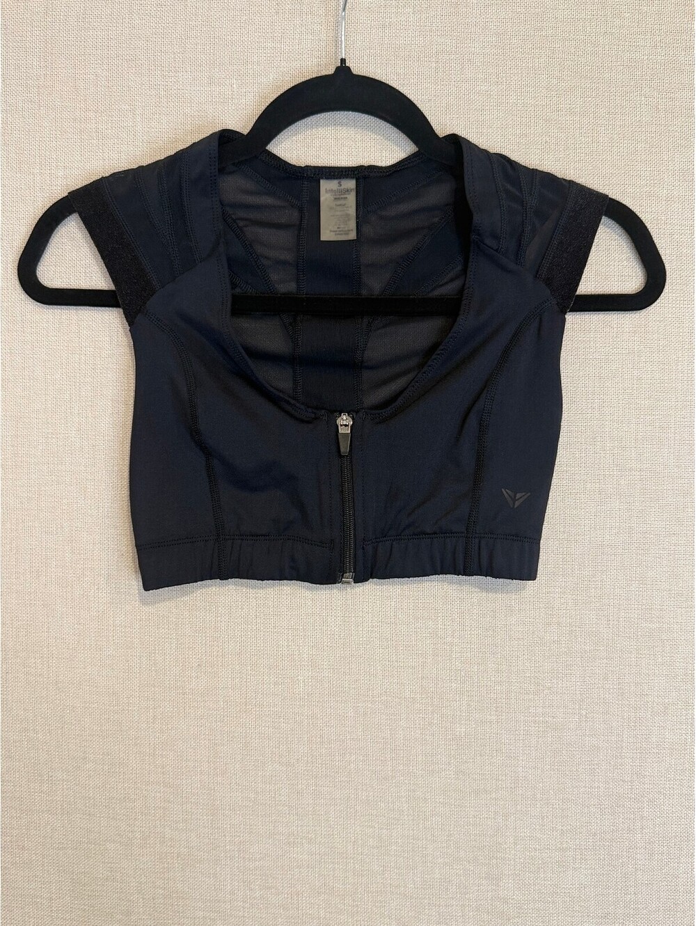 IntelliSkin posture correcting Essential Zip Bra - Size Small